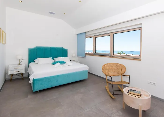 Art Gallery * ムリニ