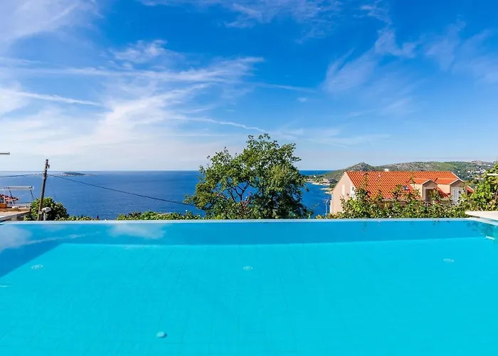 Art Gallery ヴィラ *