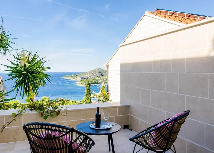 Art Gallery ヴィラ ムリニ